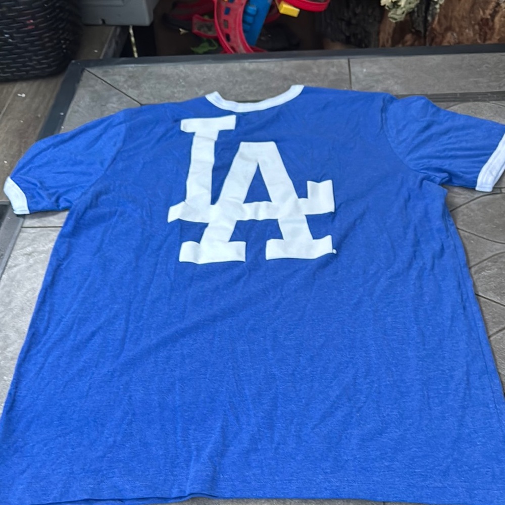 New Era Blue and White Dodgers T-Shirt - Picture 7 of 8